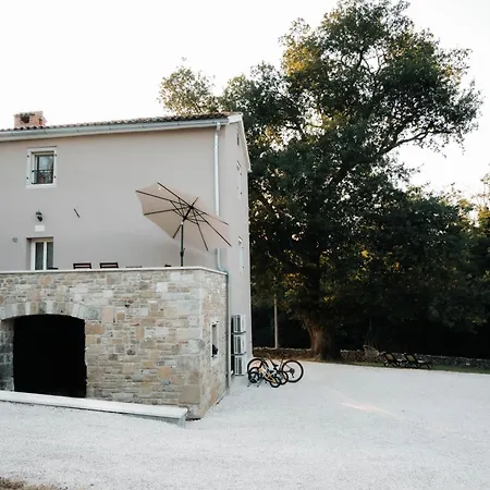 Casa Quieto Villa Motovun Exterior photo